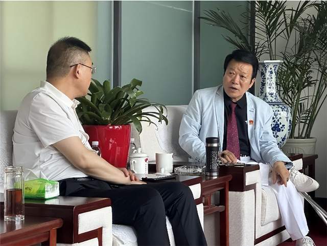 陈文英到东方融媒普法文化发展中心调研_企业_法治_人民