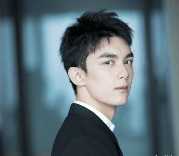 童星出道的吴磊,未来的道路会有什么样的发展,观众表示期待_口碑_实力