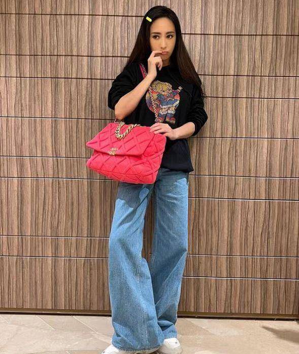 46岁关颖吃了防腐剂?