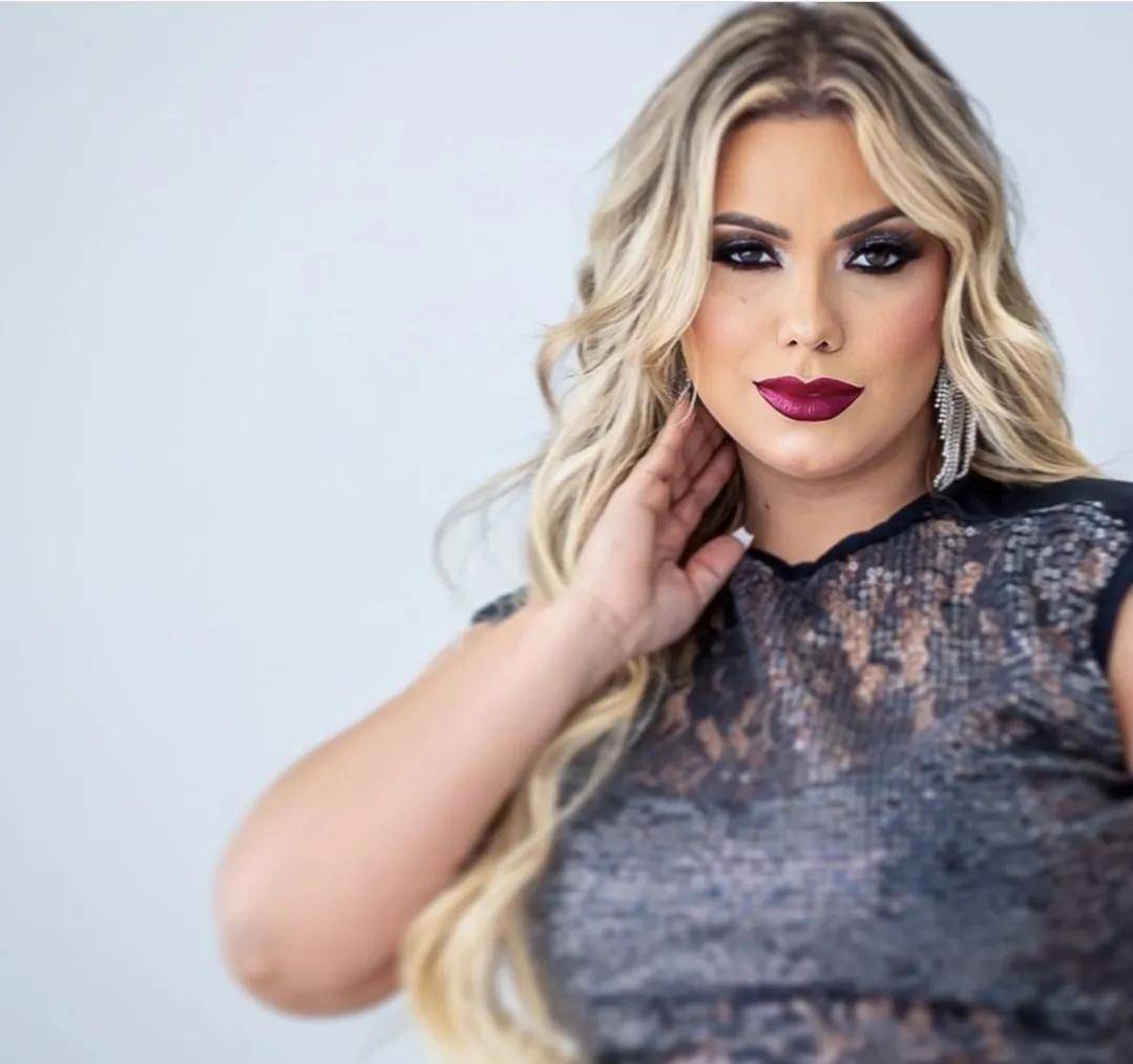 热情奔放的成熟美人,大码模特:camlia hans_生活_身材_西班牙人