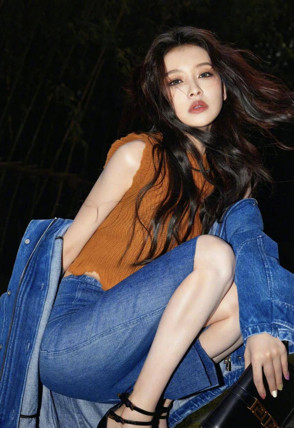 娱乐圈女星美腿盘点 看杨幂,孙怡…白又嫩大长腿_身材_身高_比例