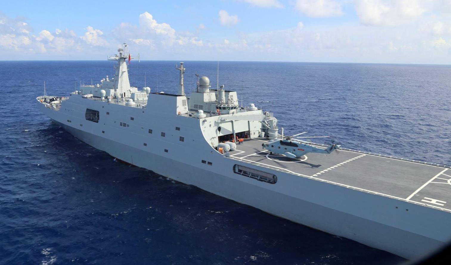 "象岛"号登陆舰现身,泰国欢欣鼓舞,但另有隐情_泰国海军_我国_战舰