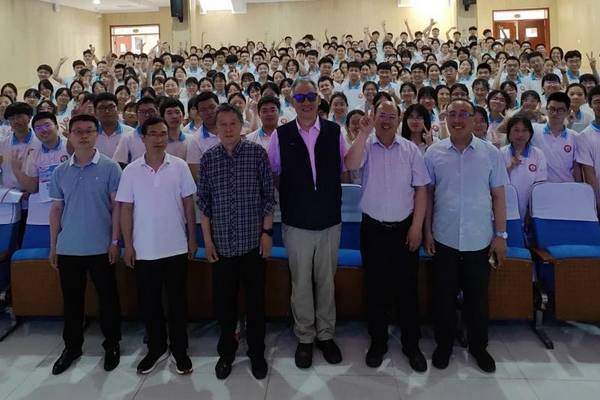 中国科学院老科学家科普演讲团故城行——河北衡水市郑口中学站开讲
