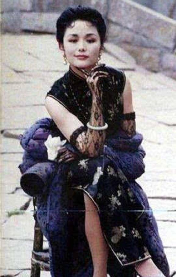 著名演员廖学秋:命运坎坷,年幼失双亲,分手后独身40多年了_生活_廖静