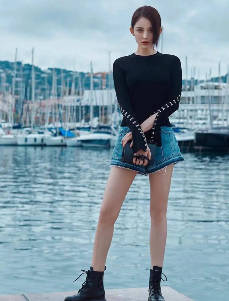 美不美先看腿,女明星美腿前十排名,第一名是她你赞同吗?