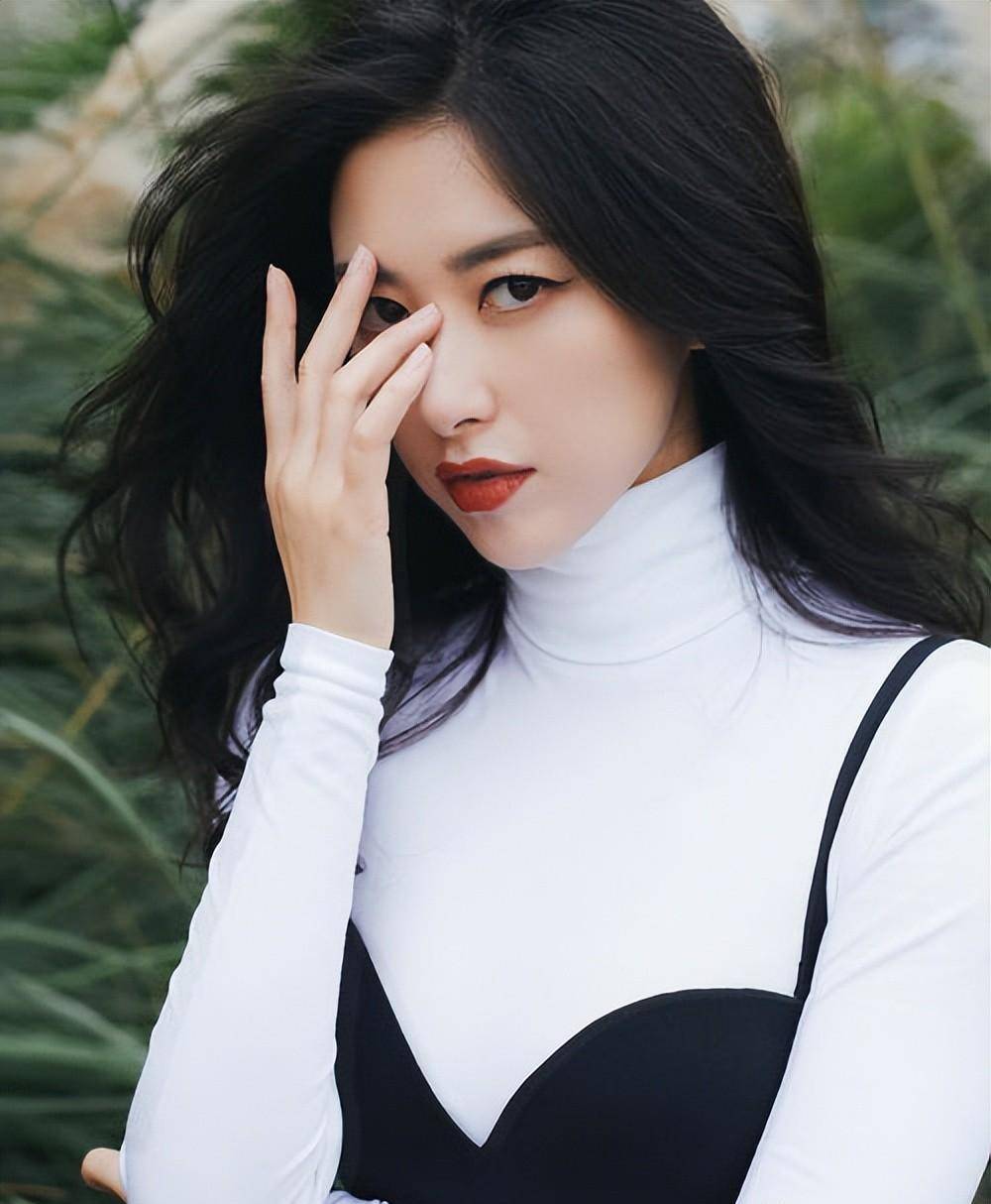 朱珠高清图集,展示超凡魅力与唯美气质_角色_观众_银幕