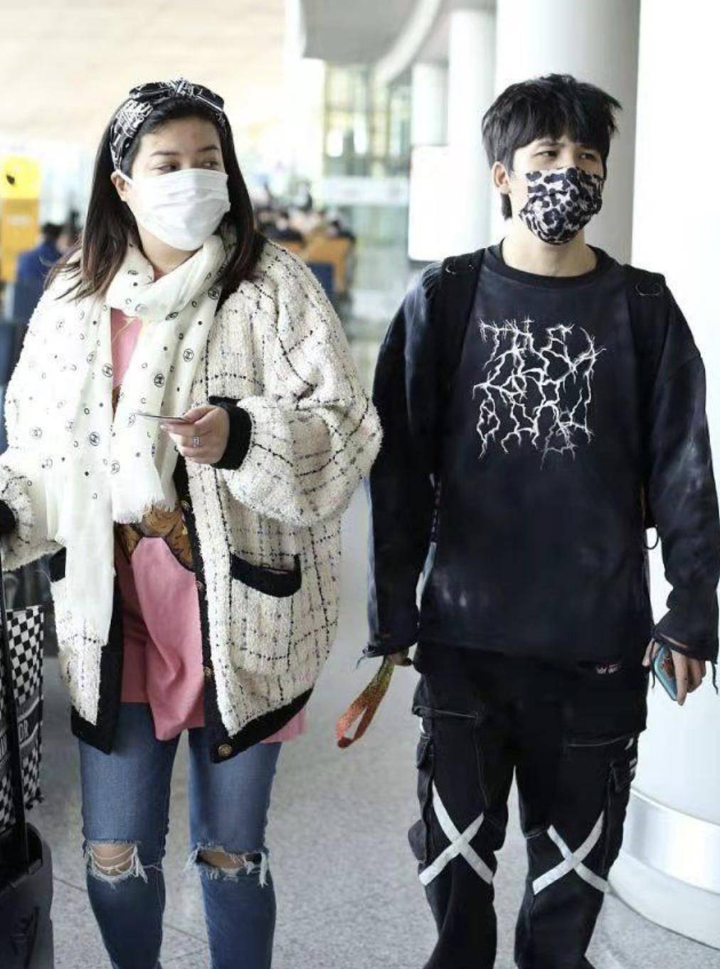 人间清醒大张伟:坚持和队友aa分账,拒绝黄小蕾,只宠胖媳妇_花儿乐队