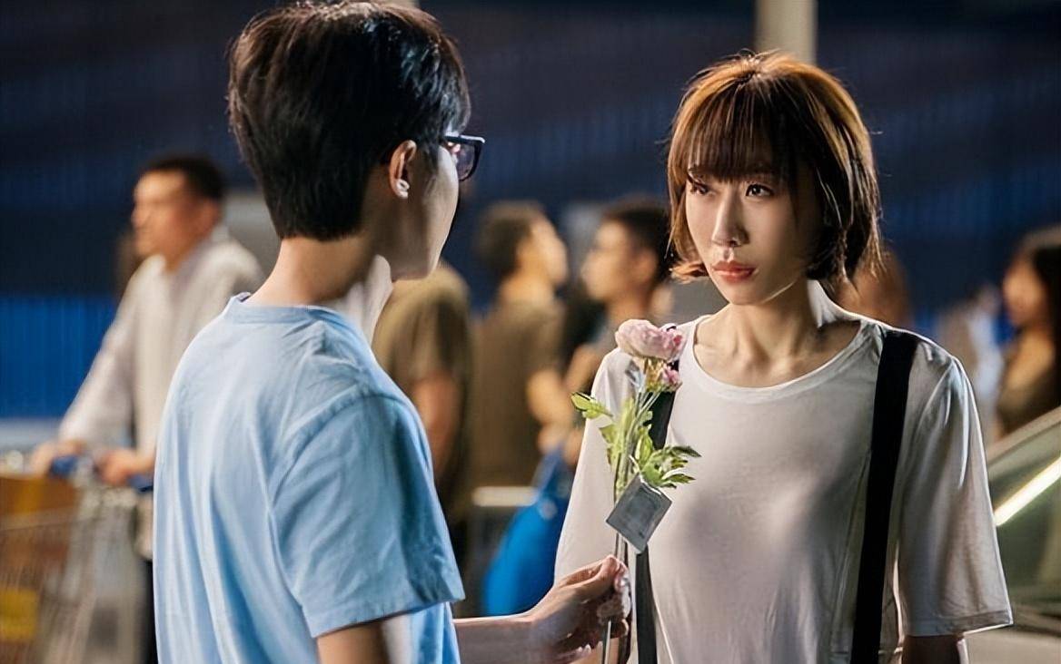 从一夜爆红到八卦缠身,"三金影后"任素汐凭什么被原谅?