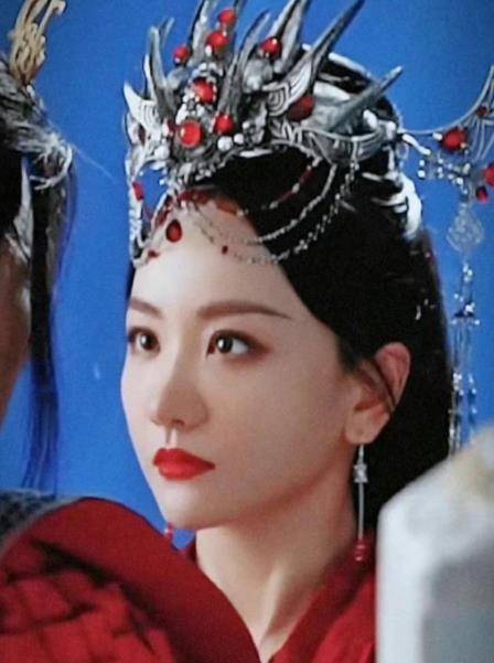 《护心》杨蓉新剧"疯批"带感人设拉满,网友称这才是真正的反派_陆慕生
