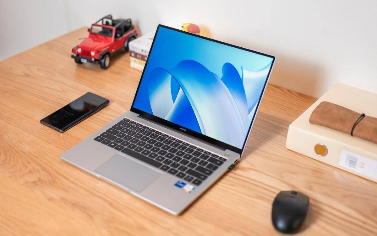 华为matebook 14 2023:适合年轻人的性能轻薄本 助力