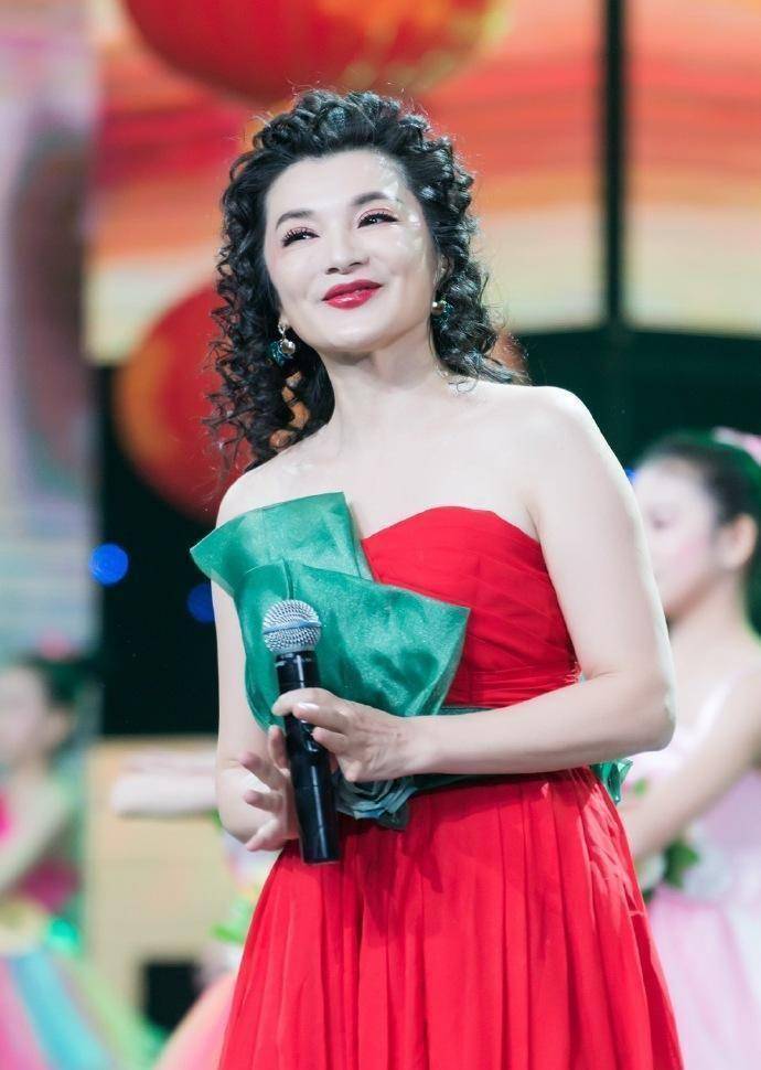 "金花婆婆"近照完全认不出!