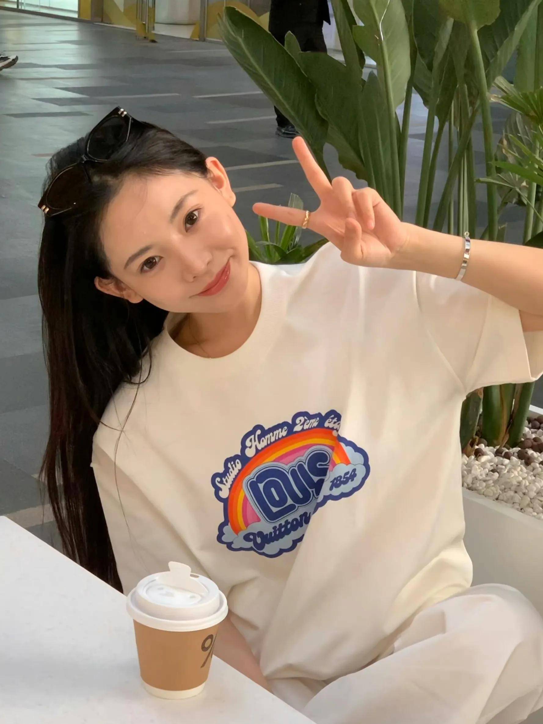 温精灵"只因一件事,人设彻底崩塌,被网友表示下头_颜九_演唱会_男朋友
