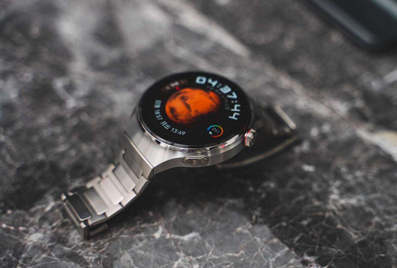 华为watch 4星球系列手表:用智慧的重新定义智能手表标杆_火星_设计