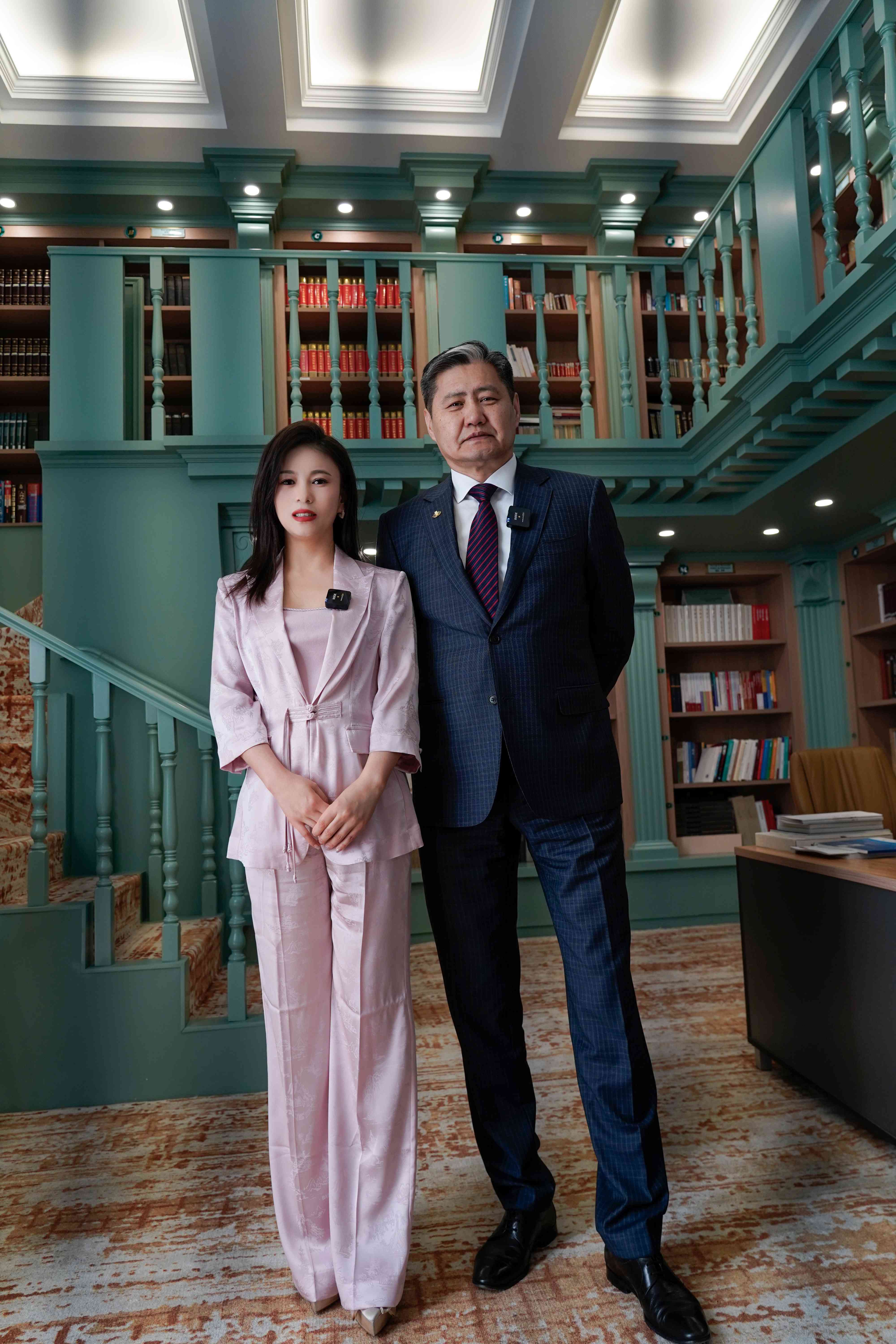 大使馆》 刘美希对话蒙古驻华大使 羊来茶往佳话流传_中国_合作_专访