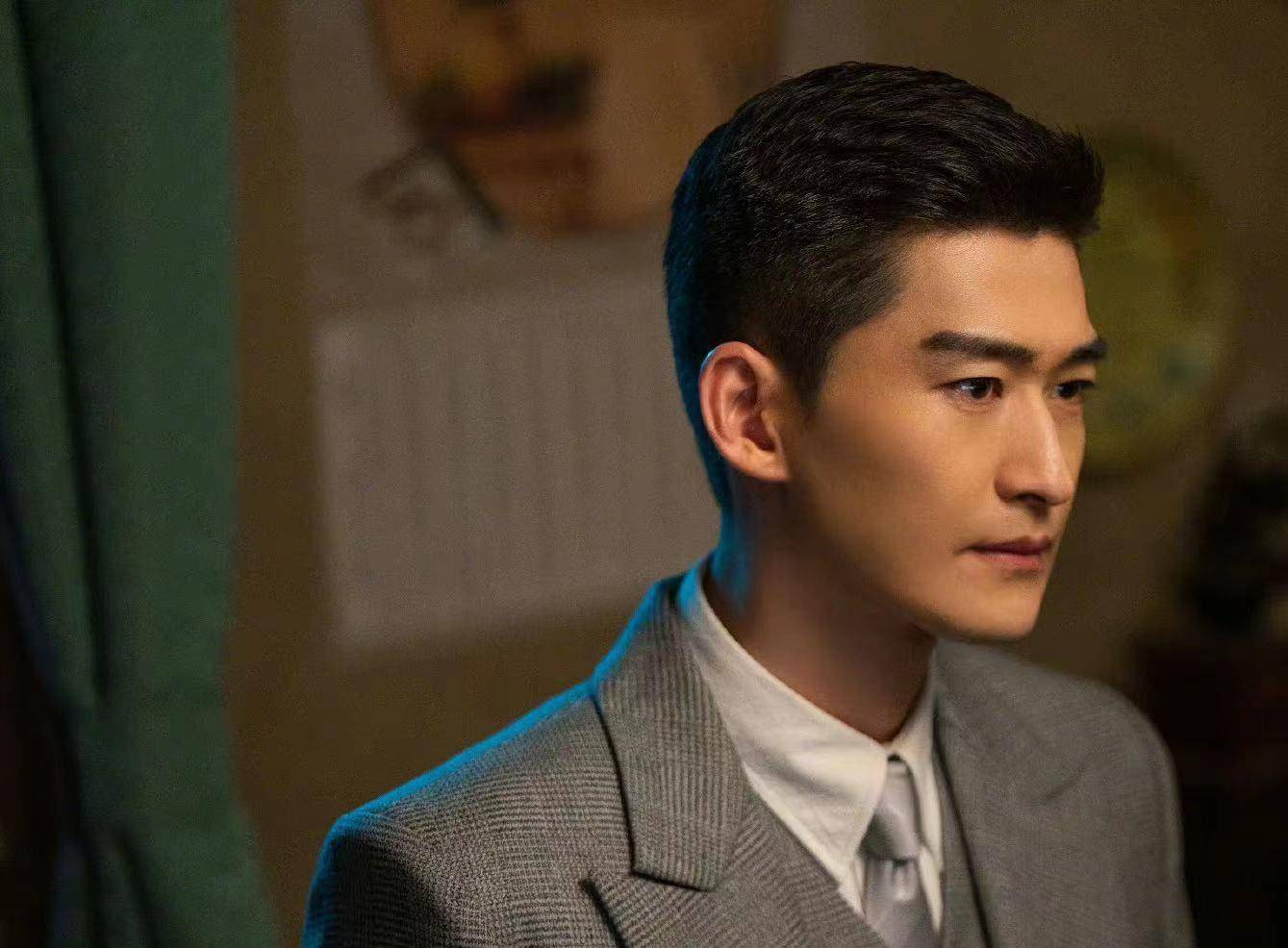 张翰高文君恋情疑曝光,深夜吃烧烤举止亲密,女友是美女学霸_感情_发展