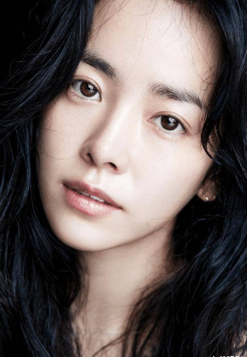 玄彬和李瑞镇都喜欢她,韩娱零差评女星,韩志旼的完美是真实的?