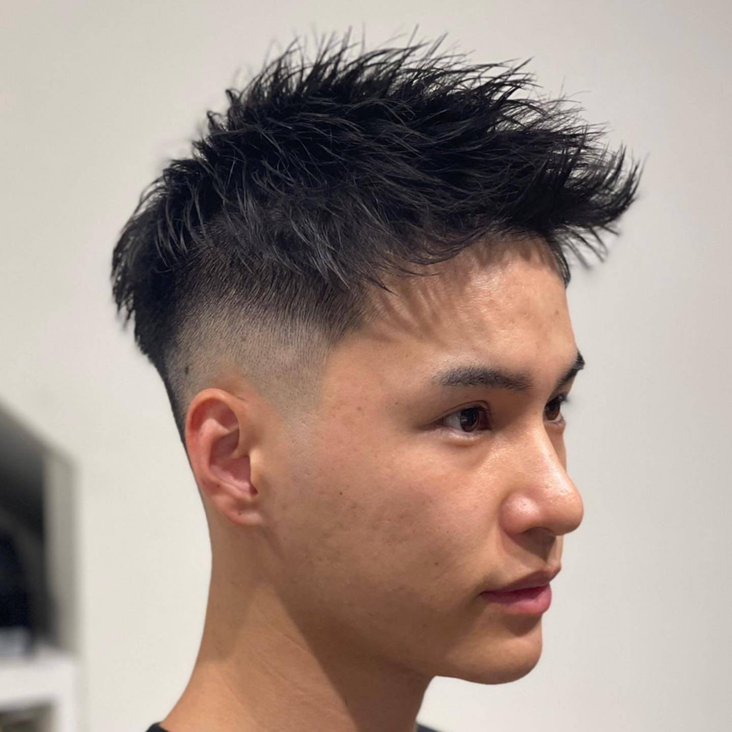 发型适合所有人,头发花白大叔剪完不一样,不信你看_时尚_个性_短发