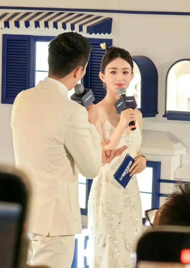 赵丽颖丸子头簪发梦回盛明兰,颖宝和粉丝的合影_活动_网友_造型