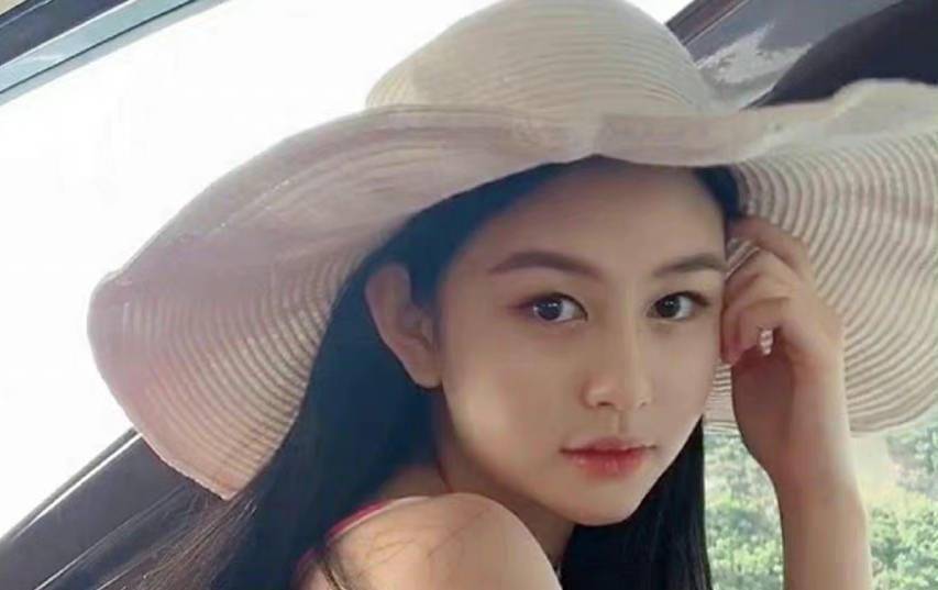 沈月素颜照走红,再次证明港台女神中,唯有邱淑贞的基因最强大_沈约