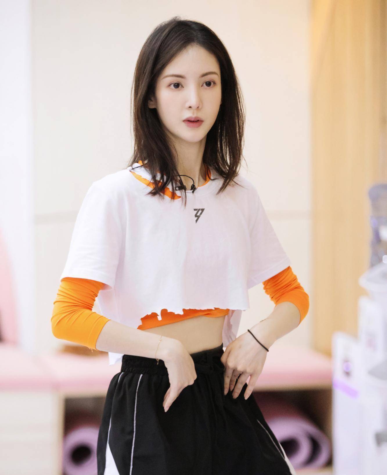 蓝盈莹_万茜_孟佳