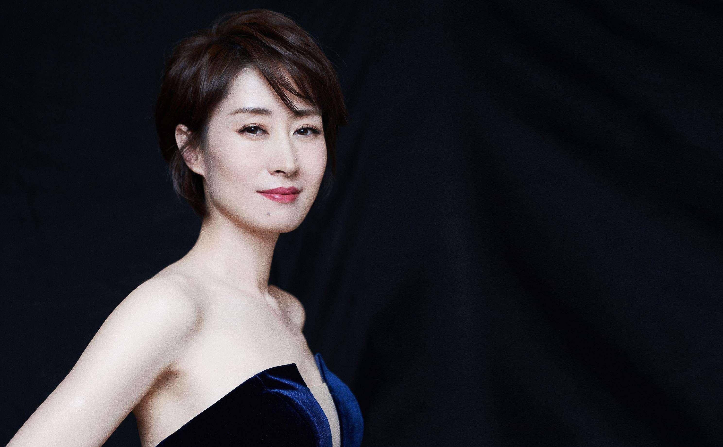 很多人第一次认识刘敏涛,是在古装电视剧《人鬼情缘》里面,这部剧应该