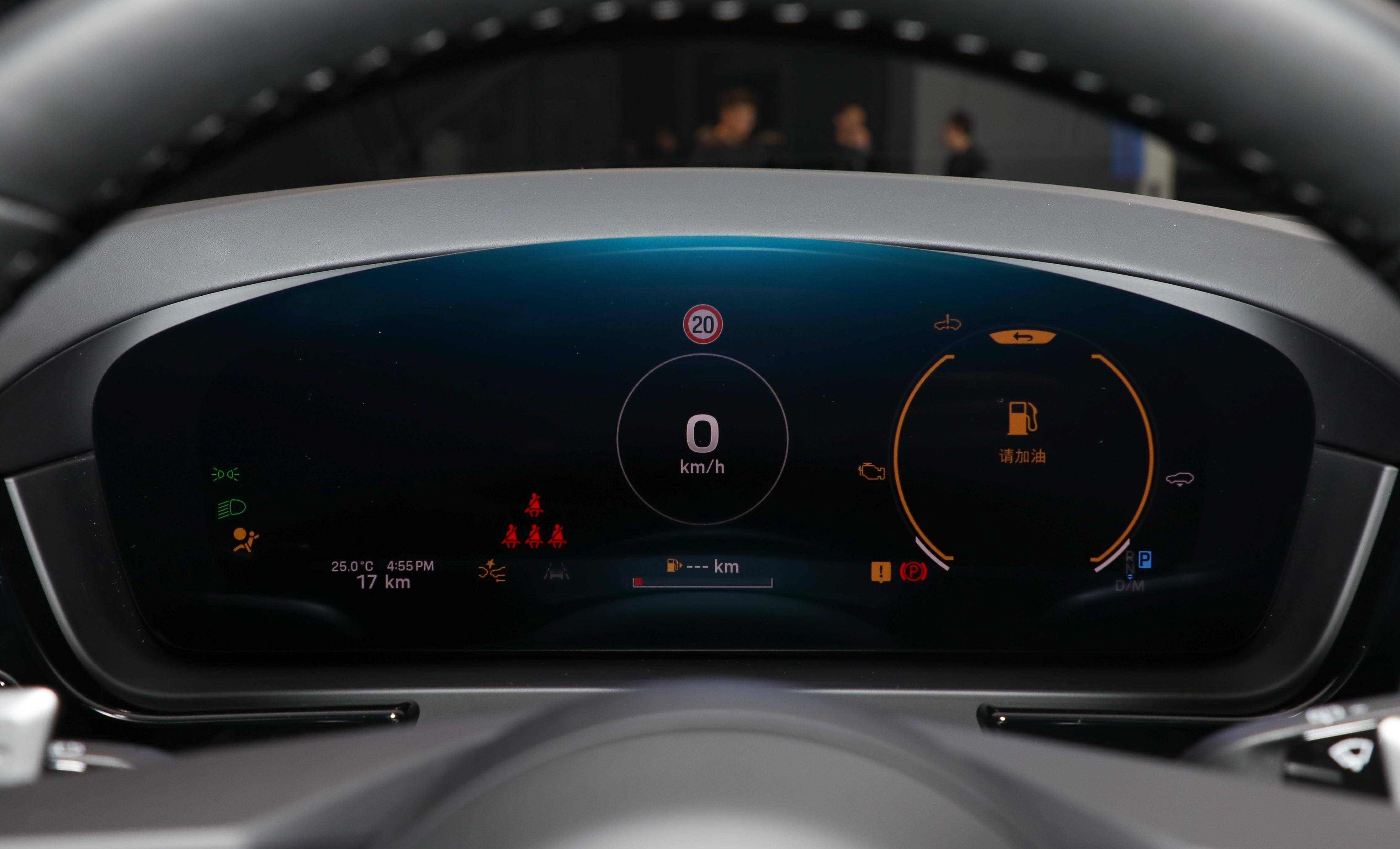 动力提升了 还有副驾娱乐屏 解析新款保时捷cayenne