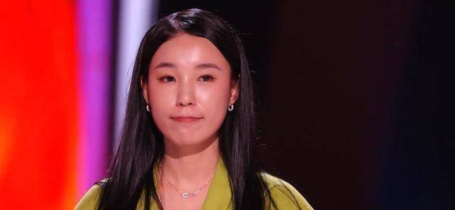 《好声音10》进入车轮战,壮煜亮豪横败贺三,王靖雯完胜曾溯恕_汪峰