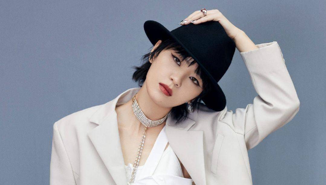 中场时《浪姐1》孟佳,郁可唯,沈梦辰,李斯丹妮,金晨,张含韵七人的复刻