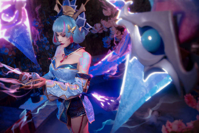 cos:英雄联盟灵魂莲华寡妇伊芙琳cosplay正片12p-努力的十八魔_伊喵