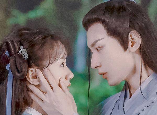 《琉璃》云歌会为啥只有白澍安慰袁冰妍,两人还有这两个深层关系