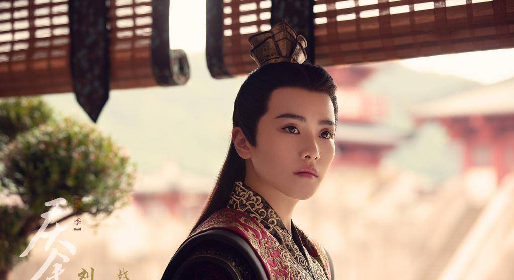 未登场的两位配角,言冰云俊美非凡,女帝战豆豆超霸气_肖战_刘美彤