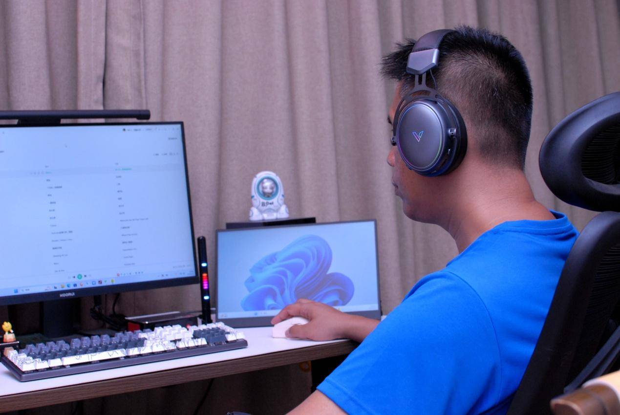 游戏耳机选什么,双音腔RGB雷柏VH800游戏耳机,给你制霸的理由