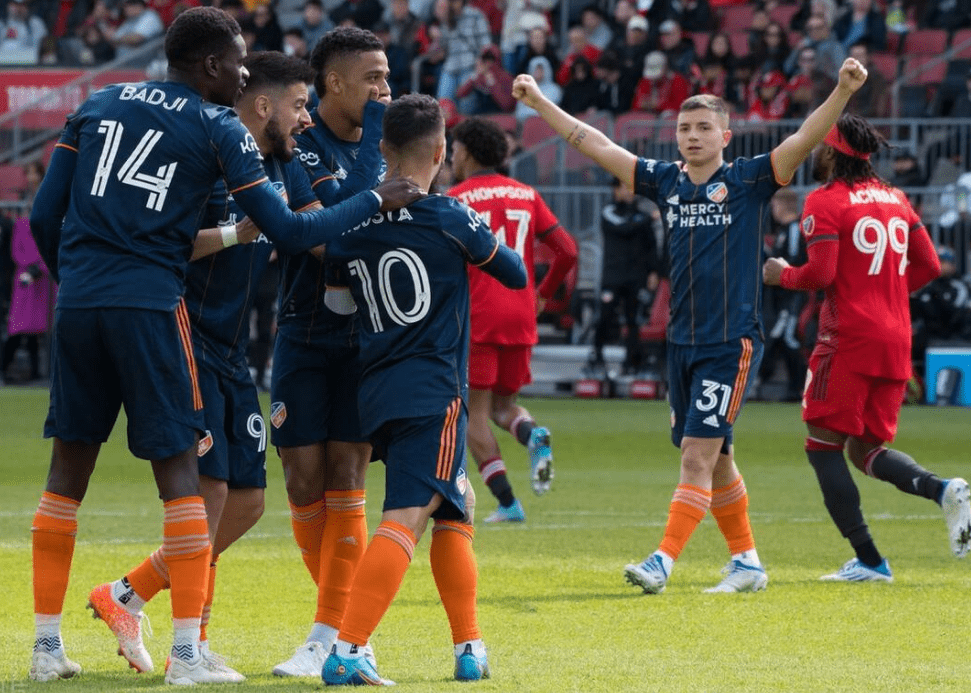 纽约红牛vs辛辛那提fc,迈阿密国际vs纳什维尔,战意决定结果_支持_数据