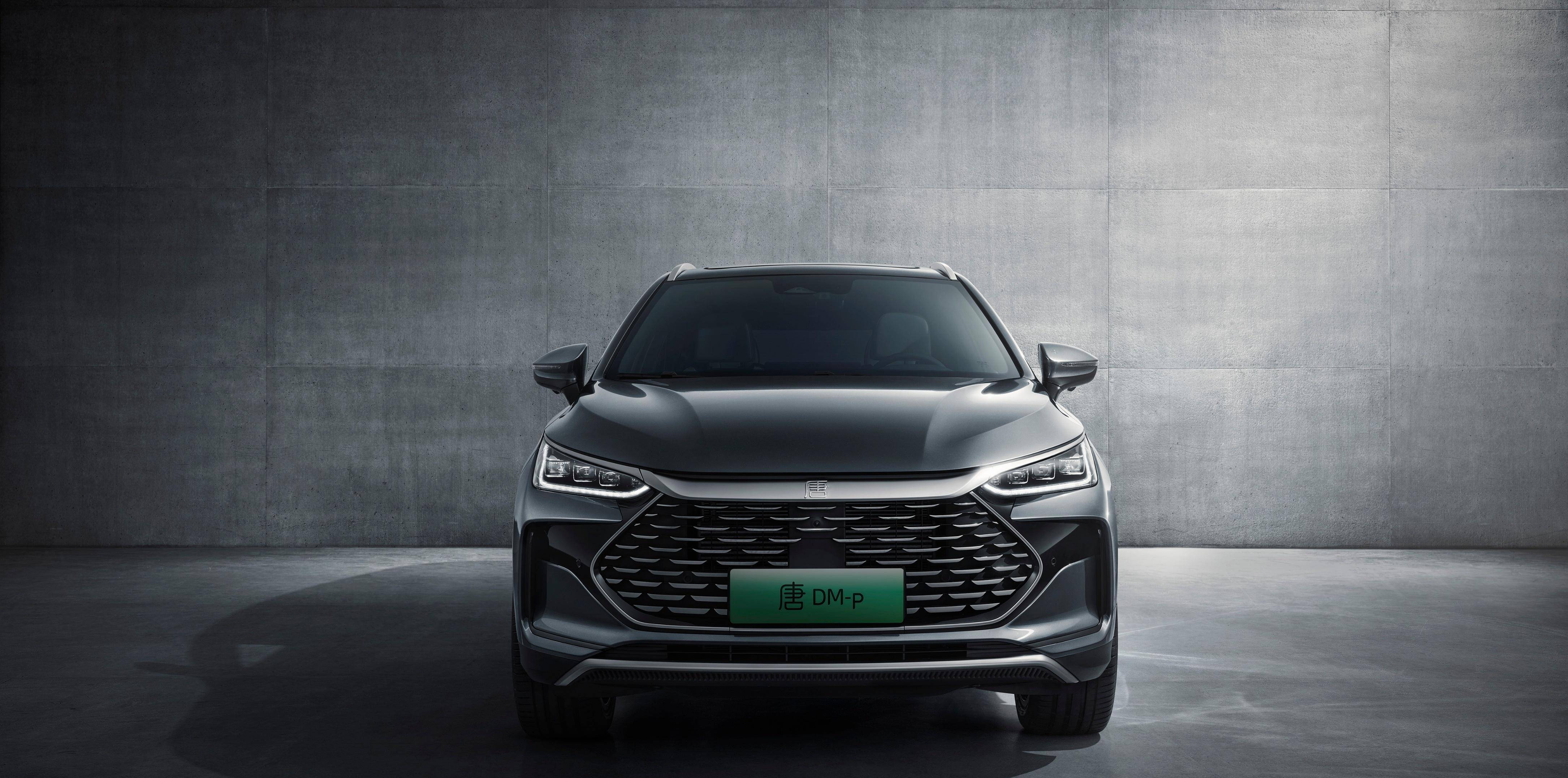 想想,多年前比亚迪都已经开始生产电车,一直都是在默默无闻的努力着