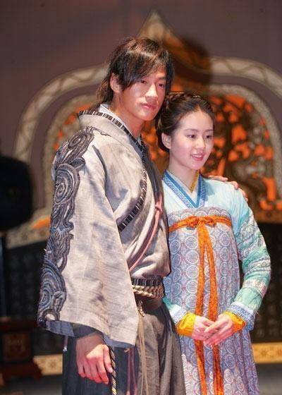 胡歌林家宇陈龙刘诗诗袁弘从左到右,胡歌,彭于晏,何润东胡歌和一位