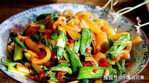 美食推荐:毛豆烧茄子,虾头烧白菜,风味炒凉粉,青蒜炒肉皮_实践_中国