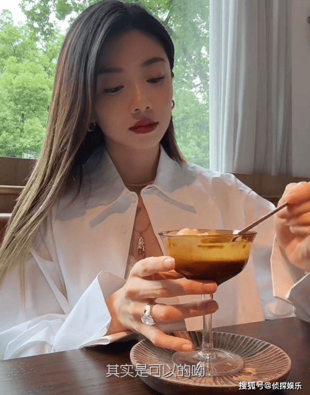 郑恺前任分享育儿日常,坦言母乳喂养很疲惫,哺乳期喝咖啡引争议_程
