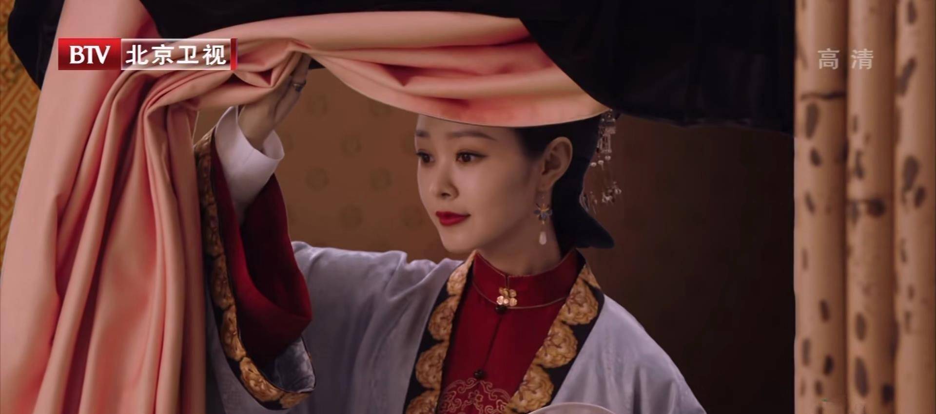 《上新了·故宫2》有四位古装女神,杨颖端庄高贵,宋轶美艳动人_佟丽娅