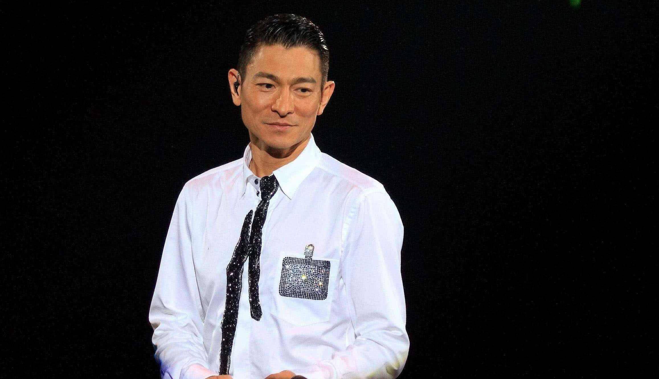 31岁刘德华遇到了26岁最美李丽珍,27年过后,她现状如何?