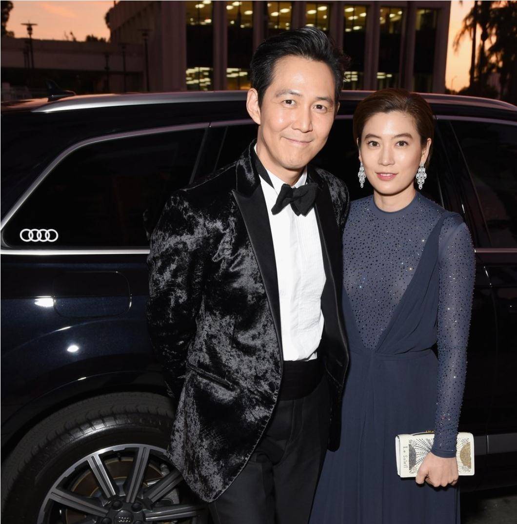 李政宰夺艾美奖视帝,爱情长跑 12 年的女友成最大焦点_林世玲_婚姻