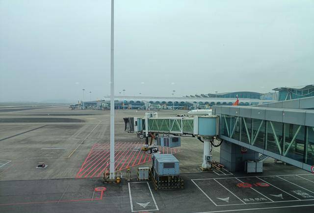 再到重庆江北机场t2航站楼