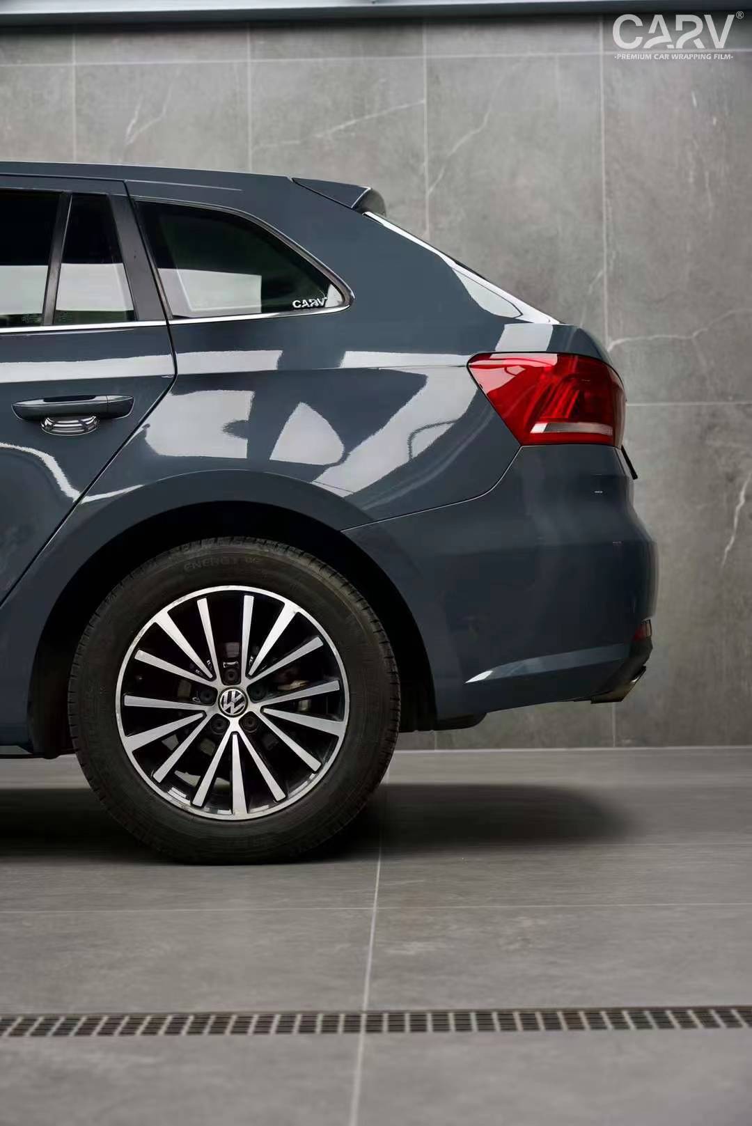 大众朗行卡孚改色膜白金水晶水泥灰,经典简洁,时尚大气