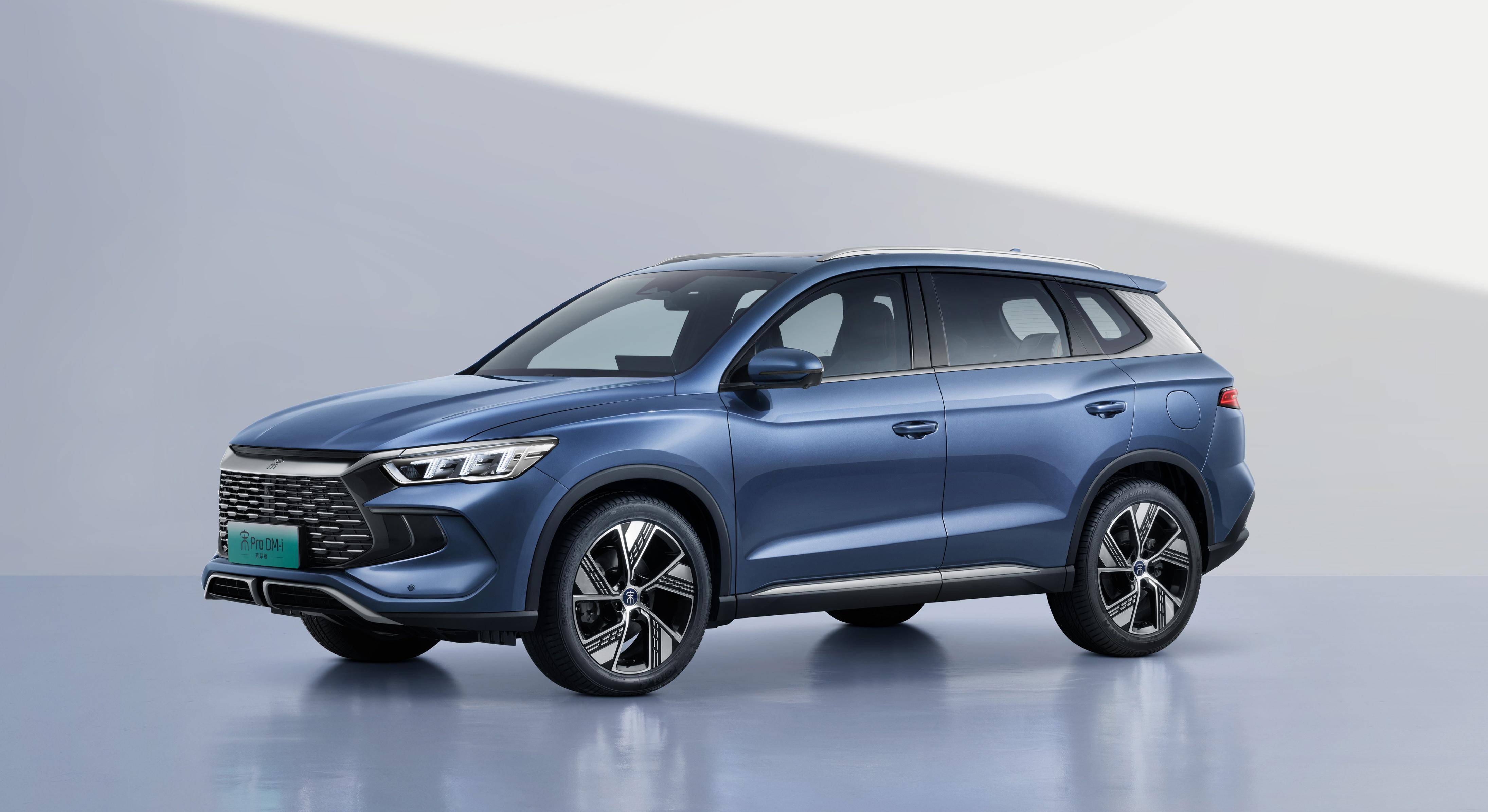 当之无愧的新"青"年,宋pro dm-i冠军版_搜狐汽车_搜狐网