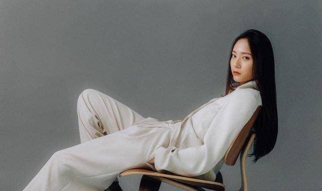 郑秀晶表示无心唱跳表演,但是很想尝试solo_宋茜_krystal_sm