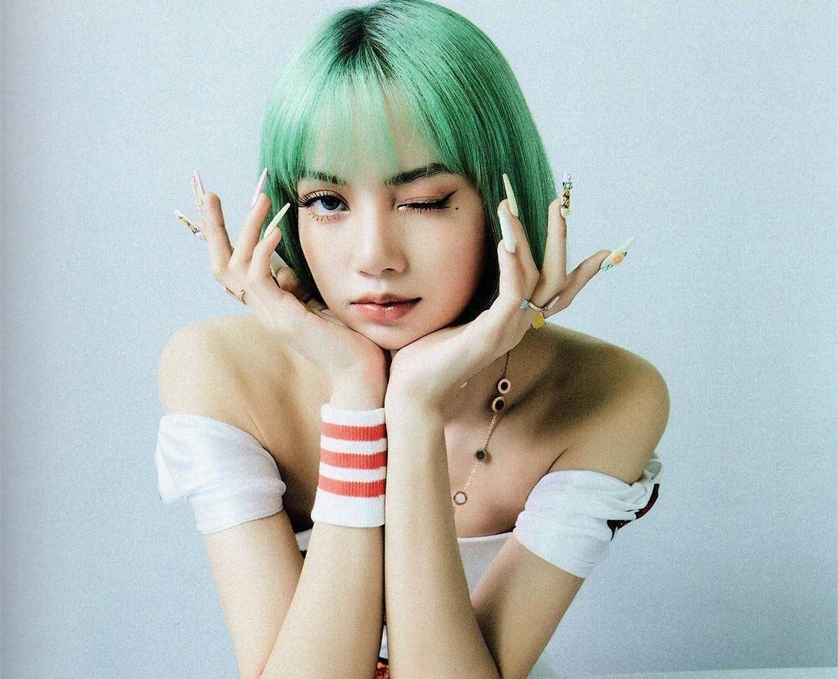 blackpink lisa收到宝格丽餐车,人们却不介意里面有个小错误!