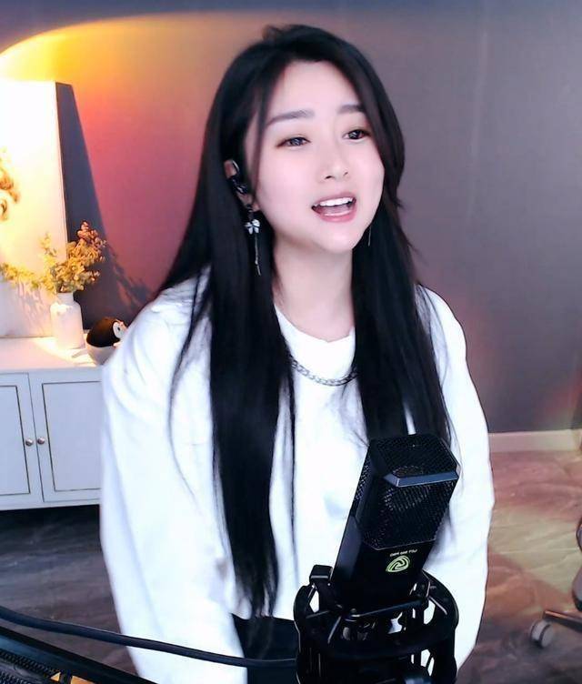yy菲儿的公会卖给王冕?