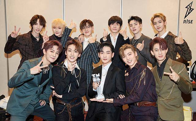 rise集体换头像引热议,传递正能量有新招儿,此外他们还做了啥?