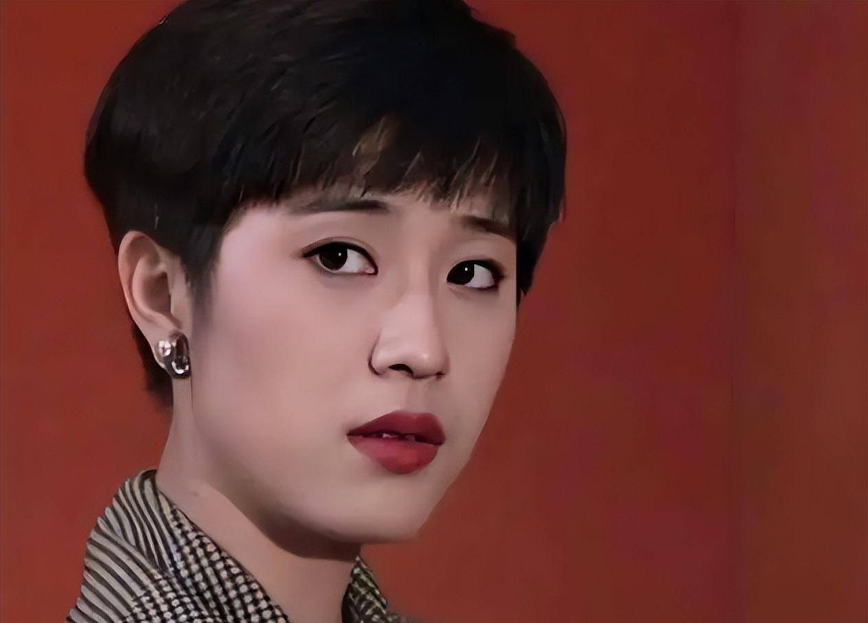 6位"惊艳一个时代"的港圈女配,年轻时都貌美如花,一见误终身_陈法蓉