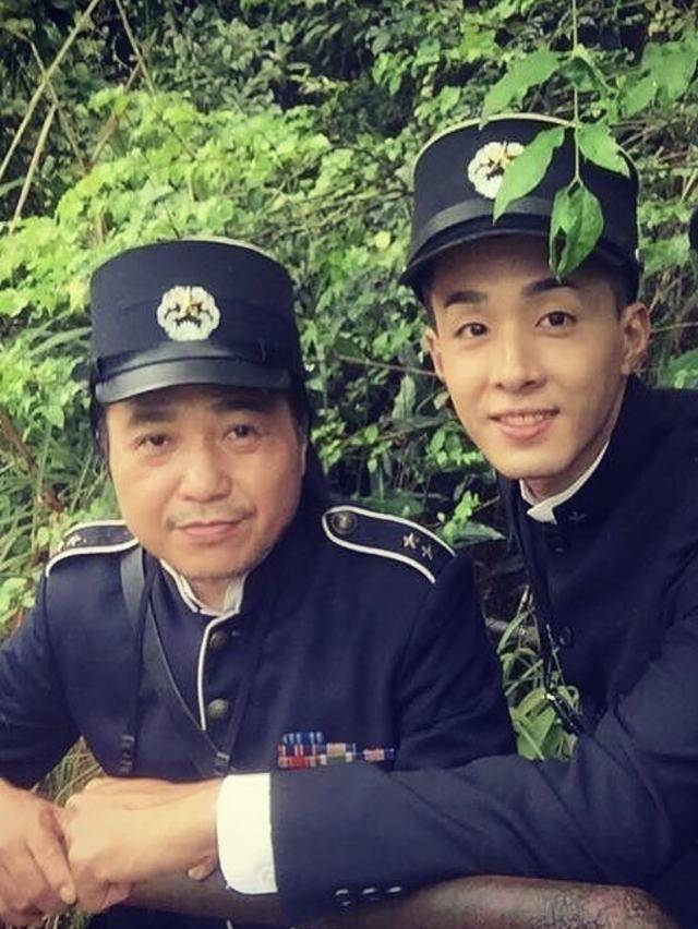 tvb龙套黄耀煌为张卫健请缨演路人获导演赏识,一流演技终获认可_演出