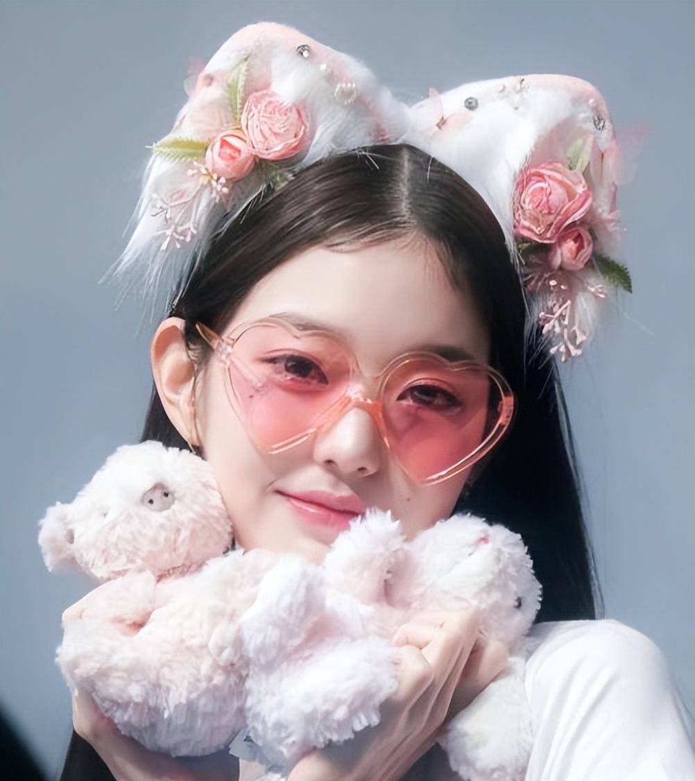 国外女星张原英童年照曝光,从小就是美人胚子,被赞是颜值天花板_张元